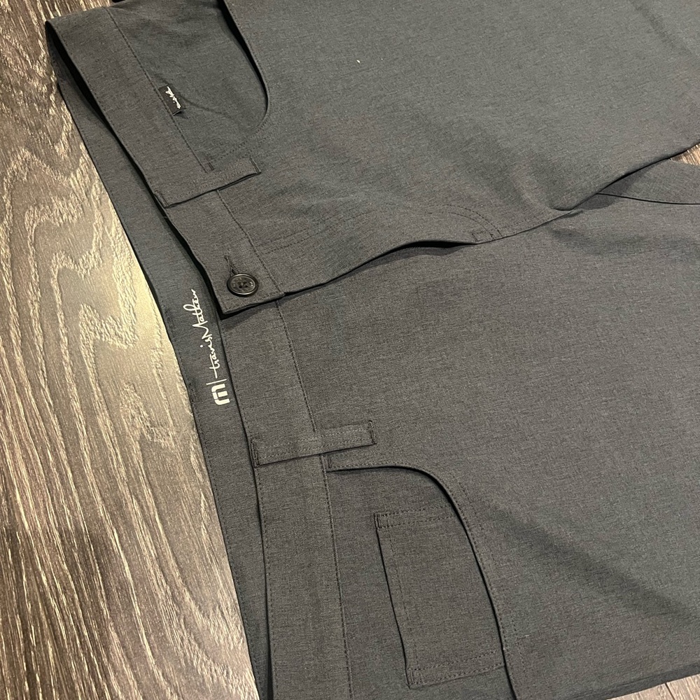 TravisMathew Open to Close Pants – Heather Black – Size 36 – New With Tags